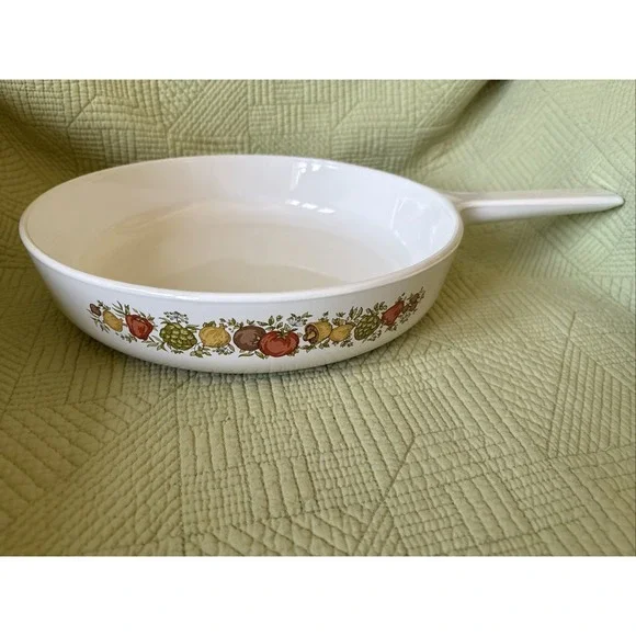 Vintage Corning Ware Range Toppers Skillet N-10-B 10