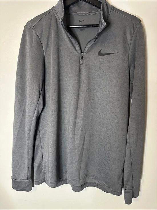 Nike Dri-Fit Quarter Zip Gray Long Skeeved Top, Medium