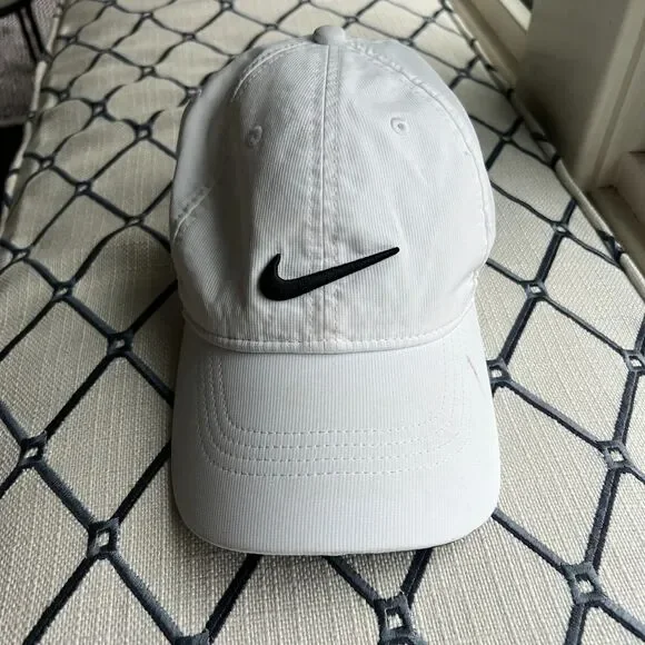 Nike Golf Legacy 91 Dri-Fit Hat White Black Swoosh Adjustable Strapback Cap OSFM
