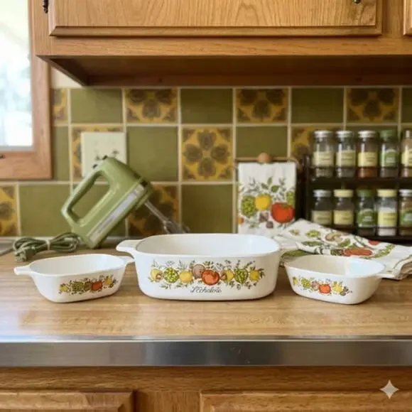 Spice O' Life L’Echalote Corningware 3 Pc. Casserole / Serving Set, Vintage!