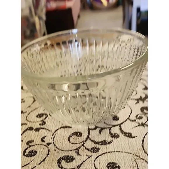 Pyrex Clear Ribbed Glass Mixing Bowl