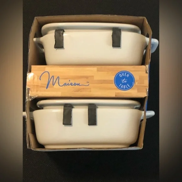 Set‎ of 2 oven to table mini ceramic covered bakers with lids new