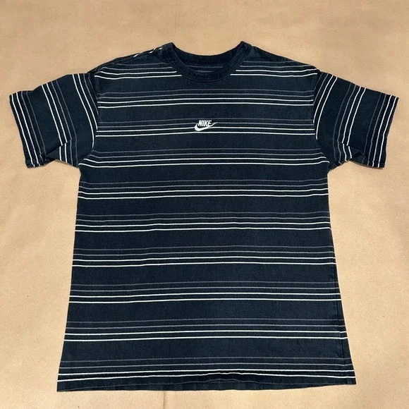 Nike Mens Medium Premium Loose Fit Embroidered Black Stripe Y2K Style Tee