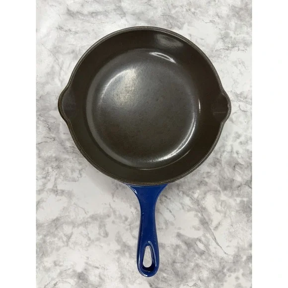 Le Creuset #20 Cast Iron Blue Enameled 7 1/2