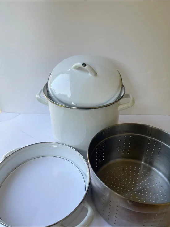 Vintage Style White Enamelware Steamer Pot 4 pc lid pot steamer basket & rim