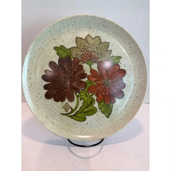 Vintage Melamine Laguna Melmac Plates #303 Floral with speckles Set Of 3. 9.5