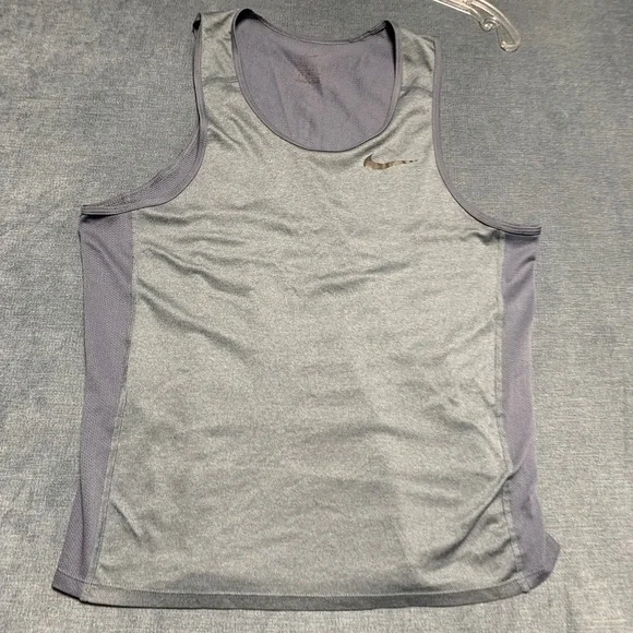 Nike Dri Fit Running Tank Mens Medium Gray Swoosh Logo Sleeveless Performance