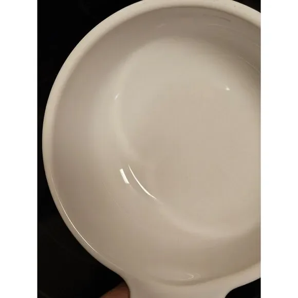 Vintage Corning Ware White Grab It Bowl Heat N Serve P-150-B No Lid EUC
