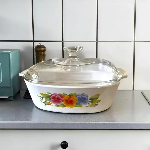 Vintage Corning Ware Summer Blush Pansy 2L Casserole Dish A-2-B with Pyrex Lid