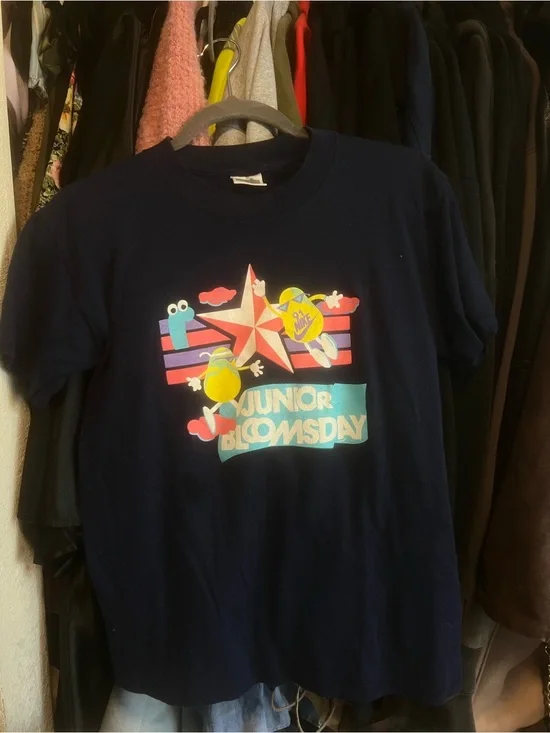 “Junior Bloomsday ‘91 Nike” Featuring original 90s Nike Grey Tag with red box