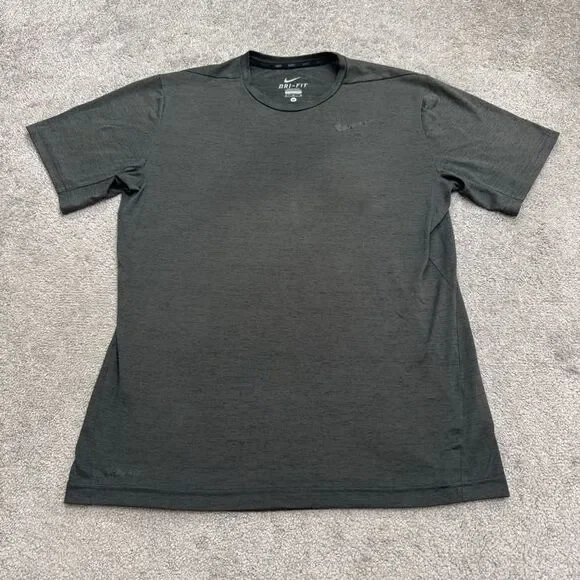 Nike Dri-Fit Active T-Shirt Mens Medium Gray Short Sleeve Crew Neck Athletic Tee