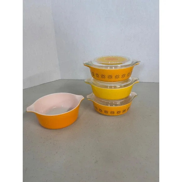 Vintage Pyrex Town‎ and Country Sunflower Casserole Set Yellow Orange 4 Pieces