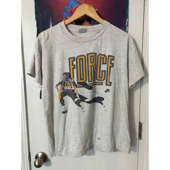 Vintage 90s Nike David Robinson Force T-Shirt Mens Medium Gray Made in USA NBA