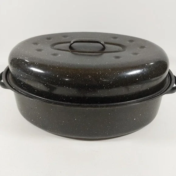 Vintage‎ Black Speckled Enamel Oval Roasting Pan with Lid