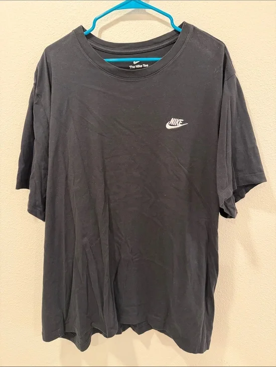 Nike Men’s Black Short Sleeve Tee with White Logo