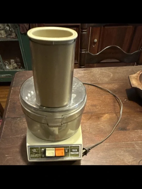 8 Cup Full-Size Electric Food Processor 2-Speed w/ Bowl Lid Blades Disc Beige