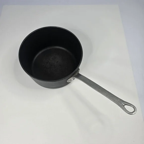 Vintage GHC MAGNALITE POT/PAN 3 Quart, 3 Liters Long Handle, Aluminum, USA Black