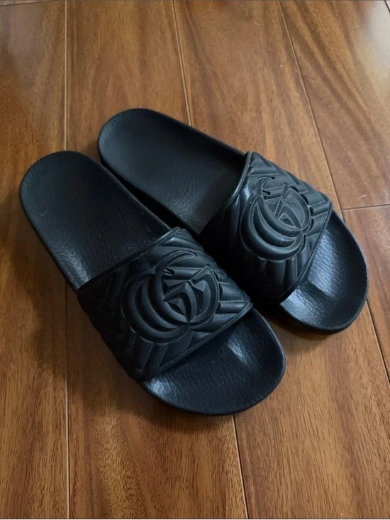 Gucci Black Quilted Floral Logo Slide Sandals
