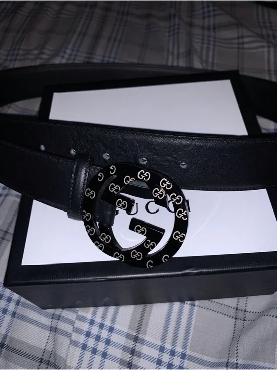 Gucci Black Leather Belt with Branded Interlocking G Buckle