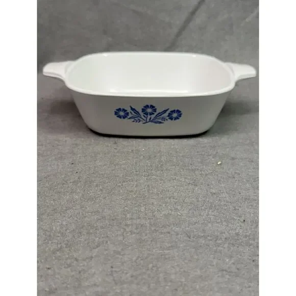 VINTAGE CORNING WARE BLUE CORNFLOWER 5 3/8 INCH PETITE‎ PAN P-41 MADE IN U.S.A.