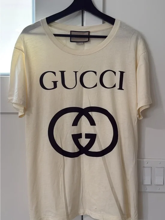Gucci Cream Cotton Tee with Black Trim Label
