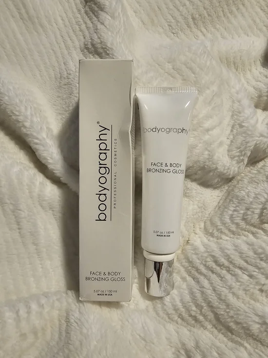 Bodyography Face & Body Bronzing Gloss | 5.07 oz | Instant Glow