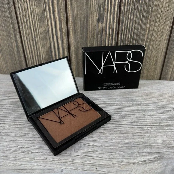 Nars Highlighting Powder St. BARTHS 5227 - Full Size 0.49 Oz. / 14 g New