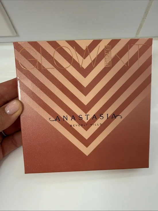 Anastasia Beverly Hills Glow Kit Bronzer & Contour - Rose Bronze and Peach