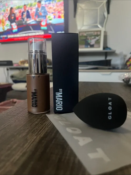 Makeup By Mario Liquid Bronzer & Gloat Beauty Blender