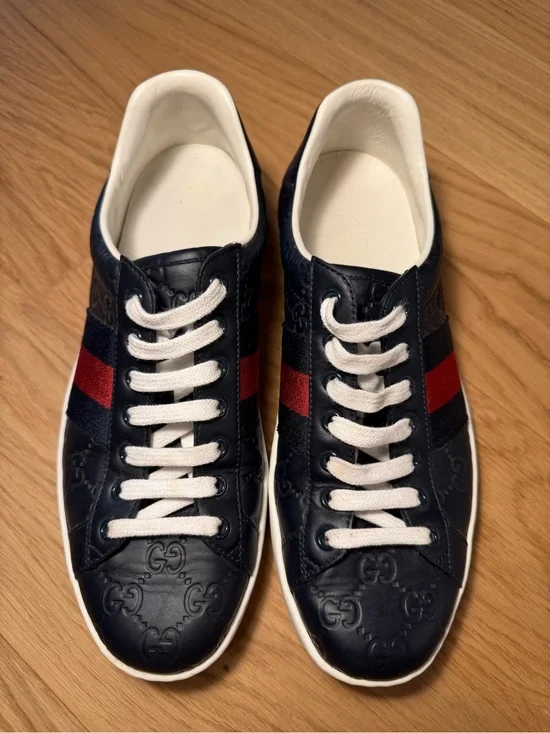 Gucci Navy Leather Men's Sneaker with Red and Blue Web