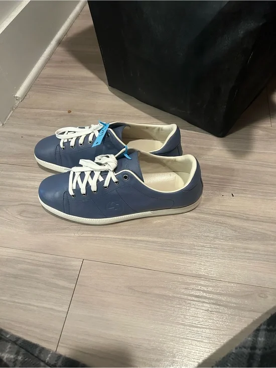 Gucci Blue Leather Low-Top Sneakers with White Laces