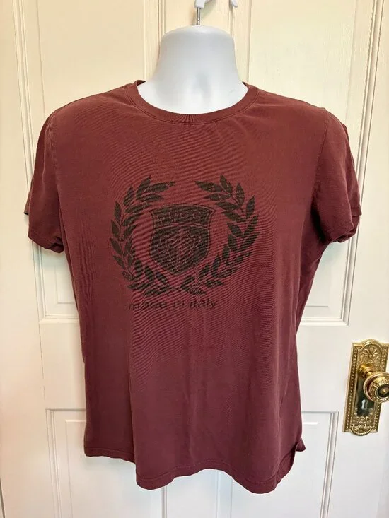 Gucci Made in Italy Men’s T-Shirt Size M Burgundy Graphic Crest Logo Tee