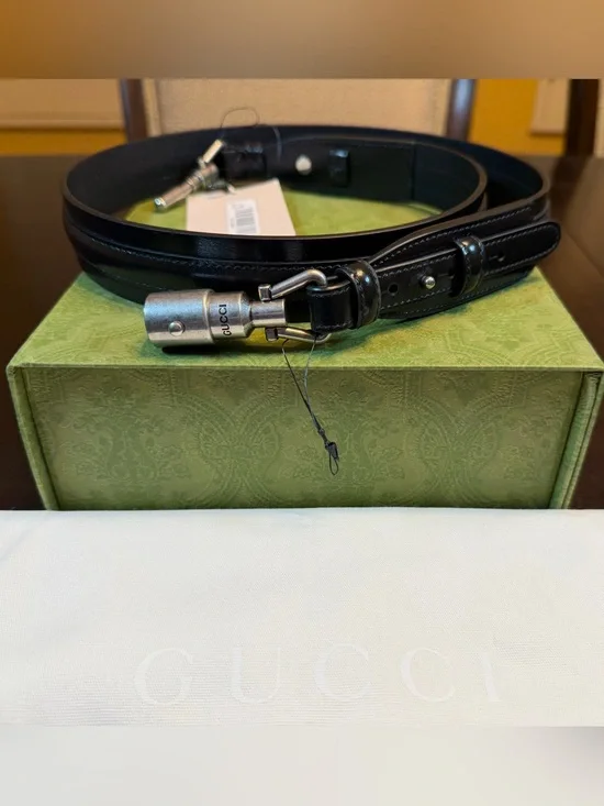 New Gucci Piston Logo Buckle Belt Black Size 40 / 100 cm Fits a Waist 36 - 40