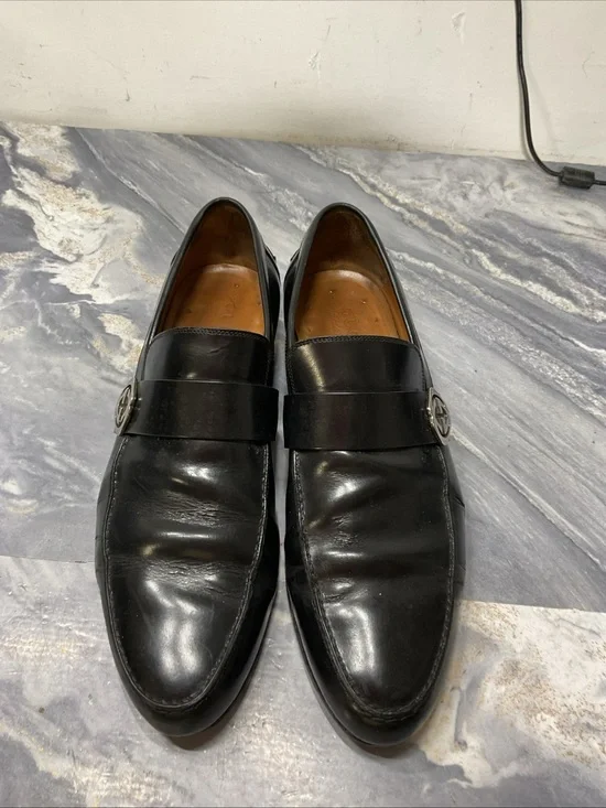 Gucci Black Leather Slip-On Loafers size 7