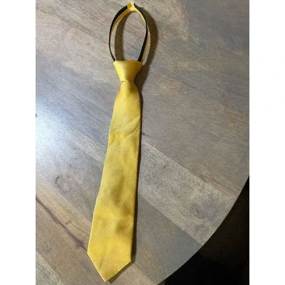 Nautica Boys Zipper Necktie 100% Silk Ribbed Texture Yellow One Size‎