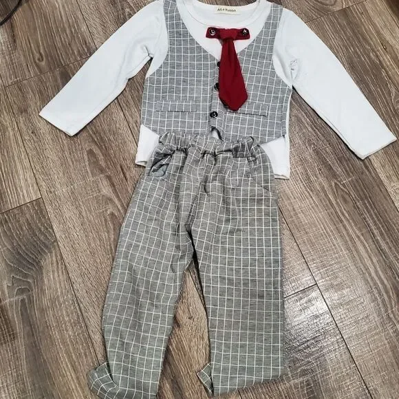 Boys Suit Outfit Size 4 Fashion Tie Outfit Tee Long Sleeve and Long Pants Gray