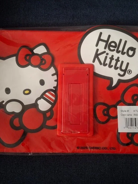 NEW Hello Kitty 10.2