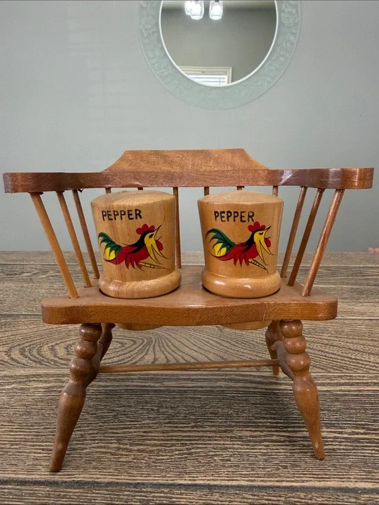 VTG Mid Century Japan Wooden Rooster Pepper Shakers with Matching Stand - Brown