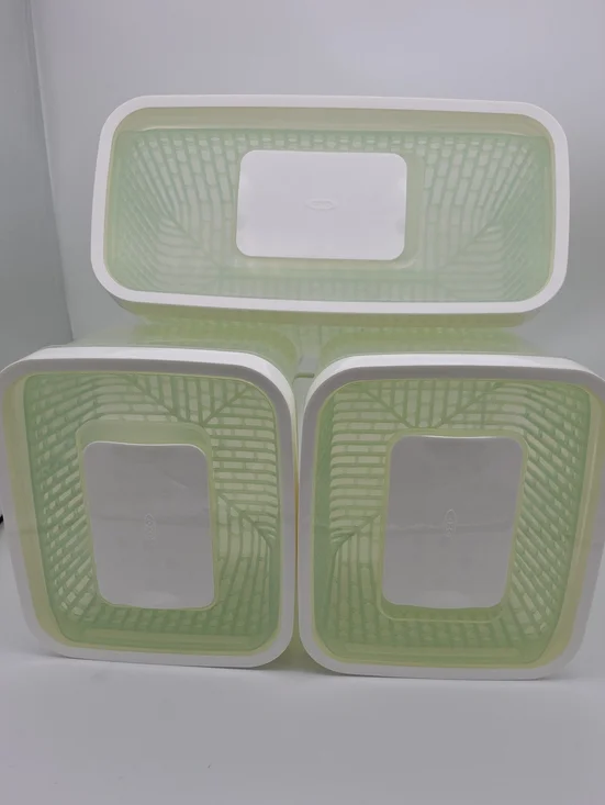 Oxo GreenSaver Produce Keeper 1 5Qt Large & 2 4.3 Qt Containers Lot of 3 total