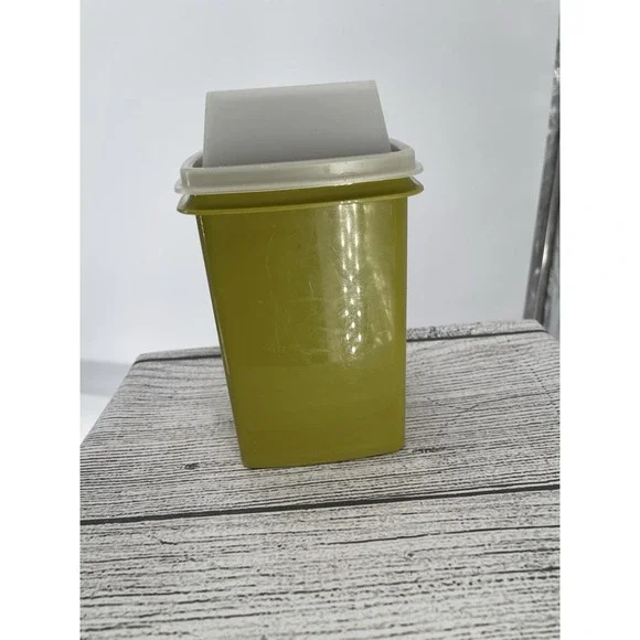 Tupperware Pickle Keeper Holder Vintage Clear Lid Green Drainer #1330-1 3 Pieces