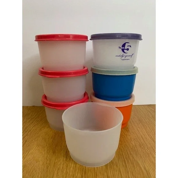 Tupperware Snack Cup Lot Unisex OS Multi Good 7 Containers 6 Lids 1229 1230