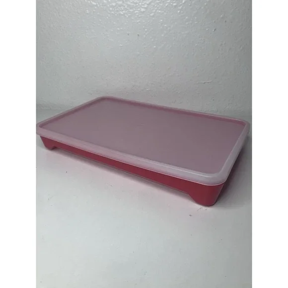 Tupperware Bacon Keeper Hot Dog Keeper Container Sausage Refrigerator Chili Red
