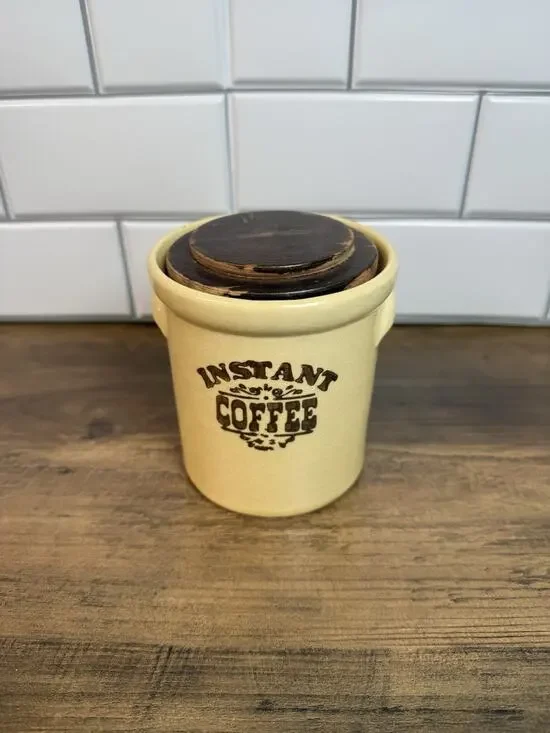 VTG Pfaltzgraff Village Stoneware Instant Coffee Canister #7-497 w/ CRAZING!