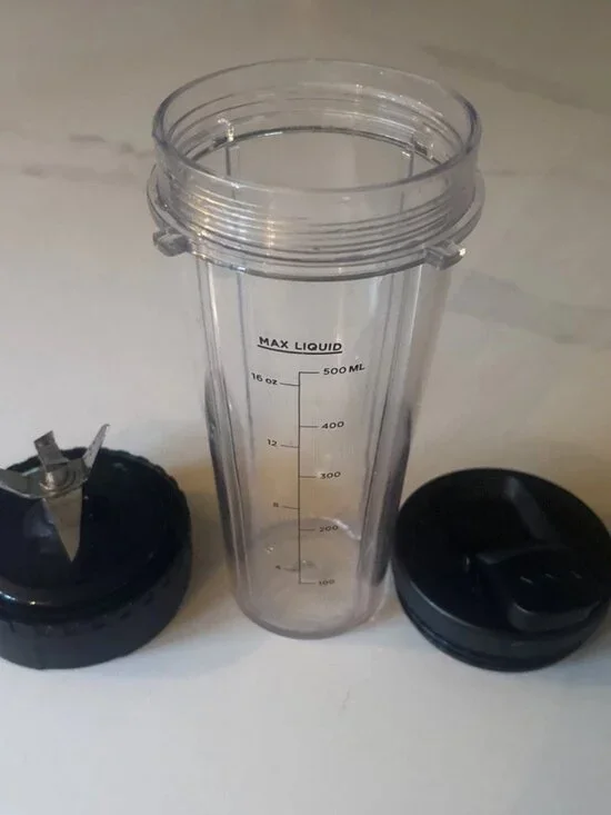 Ninja Blender Food Processor 21oz Single Cup w/ Bade & Lid - GH-14014