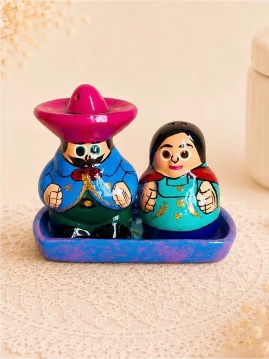 Mexican Pottery Salt And Pepper Shakers With Under Plate