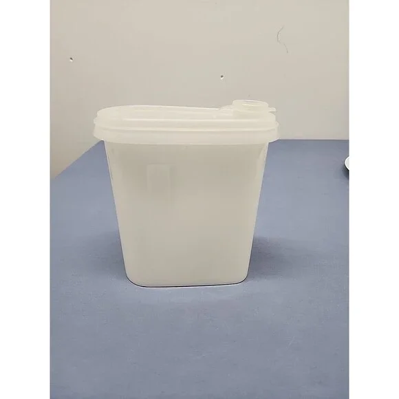 Vintage Tupperware 1 Qt. Store And Pour  #792-9 793-3 Container Lid & Pour Spout