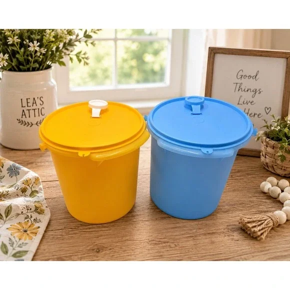Vtg Tupperware Jumbo Containers 2 Harvest Yellow Blue Lids 5L Cottagecore