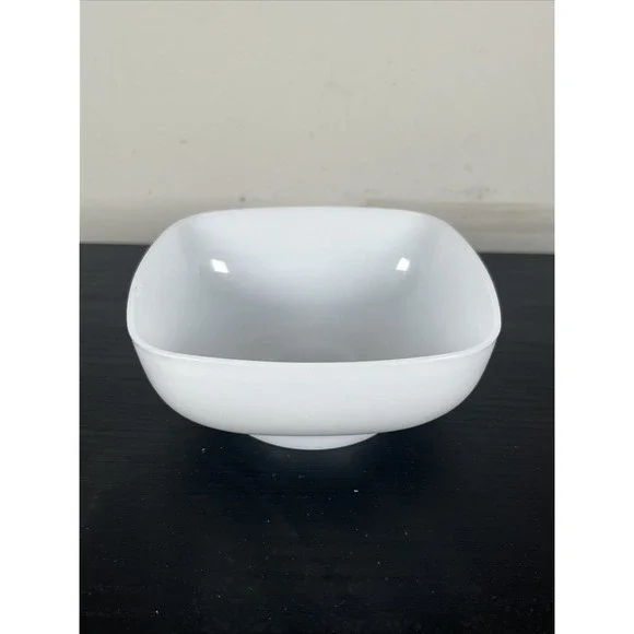 Tupperware Salsa White‎ 770-7 Dish