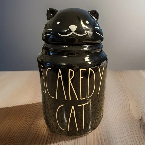 Retired Rae Dunn Scaredy Cat Black Cat Head Canister Halloween Magenta