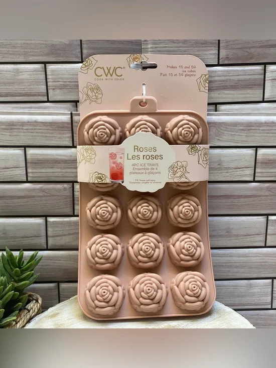CWC ❤️Beautiful Roses shaped 4PC Ice Trays  mold BPA Free DIY NWT